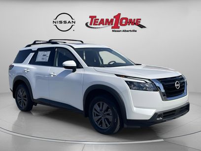 New 2025 Nissan Pathfinder SV