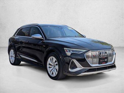 Certified 2023 Audi e-tron S Prestige w/ Prestige Package AWD/4WD image 3