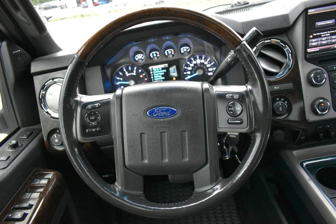 Used 2013 Ford F250 Platinum w/ FX4 Off Road Pkg AWD/4WD image 14