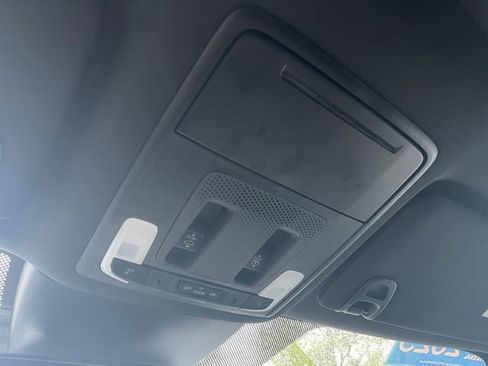 Certified 2025 Honda Pilot TrailSport image 37