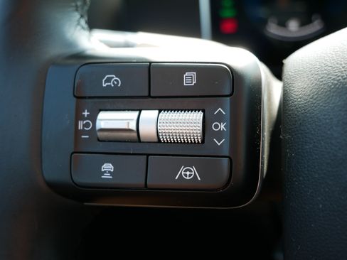 Certified 2026 Hyundai Santa Fe SEL AWD/4WD image 26