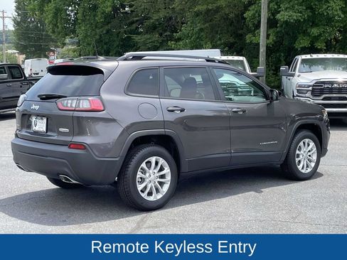Used 2022 Jeep Cherokee Latitude Lux w/ Sun & Sound Group AWD/4WD image 9