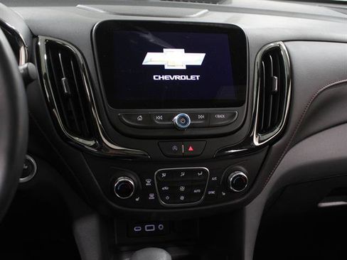 Used 2023 Chevrolet Equinox RS w/ RS Leather Package image 9