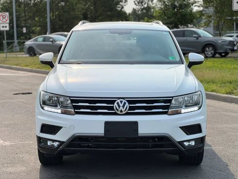 Used 2018 Volkswagen Tiguan SEL AWD/4WD image 8