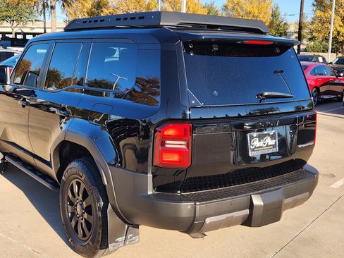 Used 2024 Toyota Land Cruiser image 11