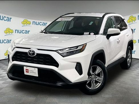 Certified 2025 Toyota RAV4 XLE AWD/4WD image 3