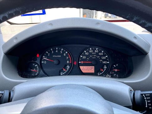 Used 2017 Nissan Frontier SV w/ SV Value Truck Package RWD image 25