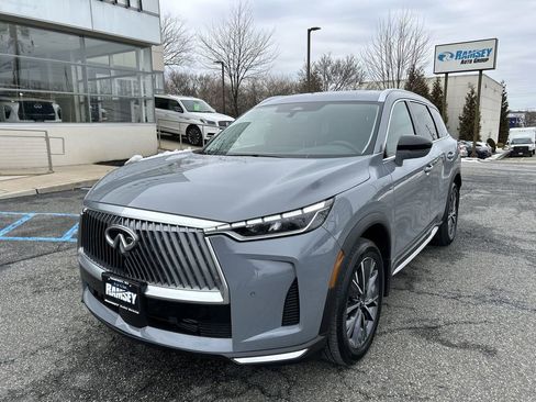 New 2026 INFINITI QX60 Luxe image 4
