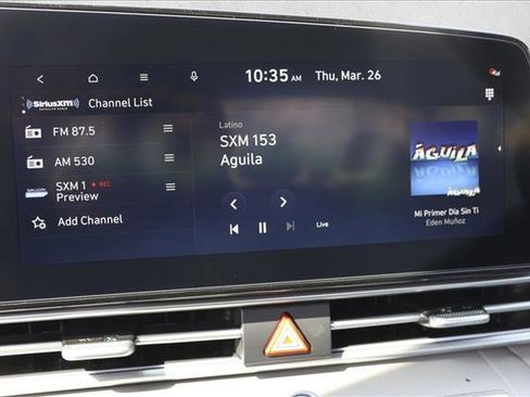 New 2025 Hyundai Elantra SEL image 18