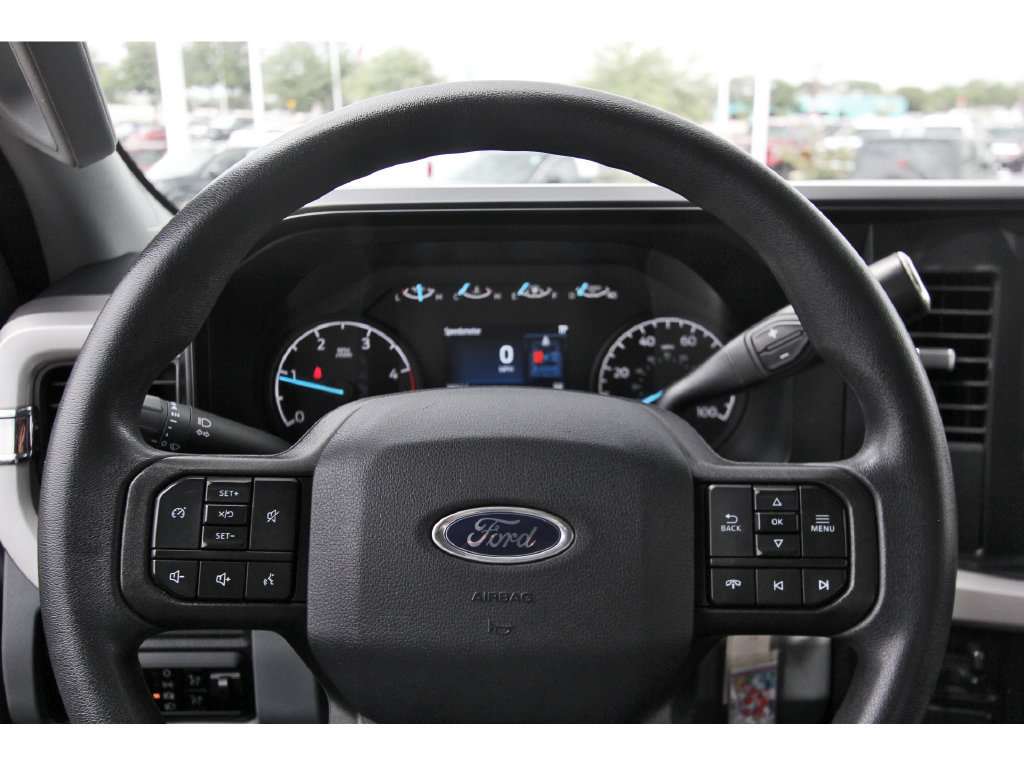 Used 2025 Ford F250 XLT w/ FX4 Off-Road Package AWD/4WD image 16