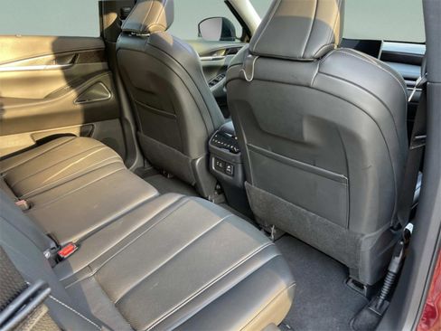 Used 2025 INFINITI QX60 Sensory w/ Vision Package image 15