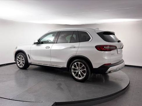 Used 2023 BMW X5 xDrive40i w/ Premium Package AWD/4WD image 6