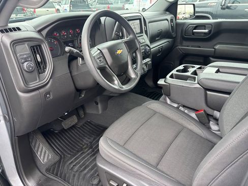 Used 2025 Chevrolet Silverado 1500 Custom w/ Turbomax Blackout Package RWD image 8