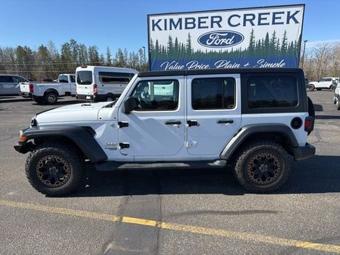 Used 2018 Jeep Wrangler Unlimited Sport S AWD/4WD image 2