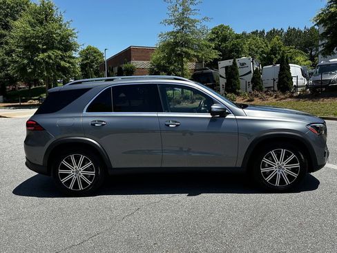 Certified 2025 Mercedes-Benz GLE 450 4MATIC image 9