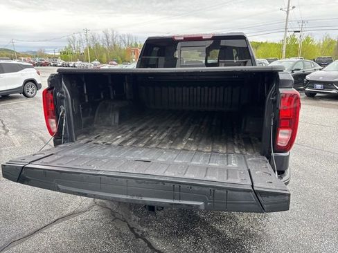 Certified 2024 GMC Sierra 1500 Elevation w/ Preferred Package AWD/4WD image 10
