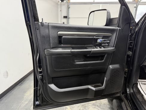 Used 2014 RAM 1500 Sport image 10