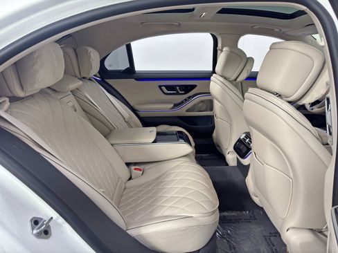 Used 2023 Mercedes-Benz S 580 4MATIC Sedan image 49