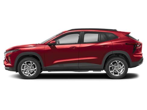Used 2025 Chevrolet Trax LT w/ LT Convenience Package FWD image 3