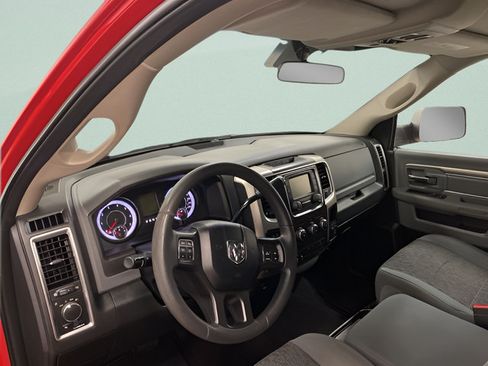 Used 2018 RAM 2500 SLT AWD/4WD image 7