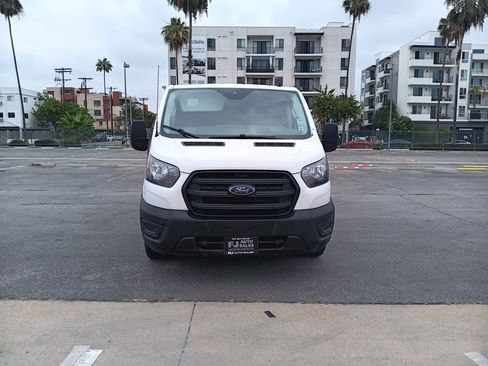 Used 2020 Ford Transit 150 Low Roof RWD image 2