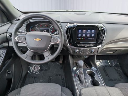 Used 2023 Chevrolet Traverse LT w/ LPO, Floor Liner Package AWD/4WD image 16