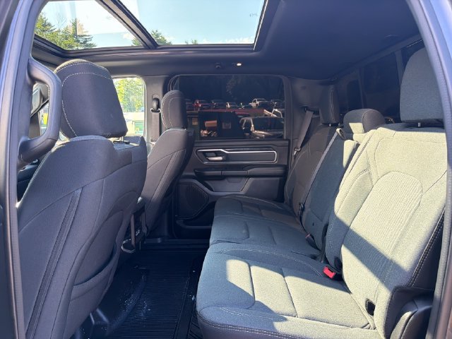 Used 2022 RAM 1500 Big Horn AWD/4WD image 28