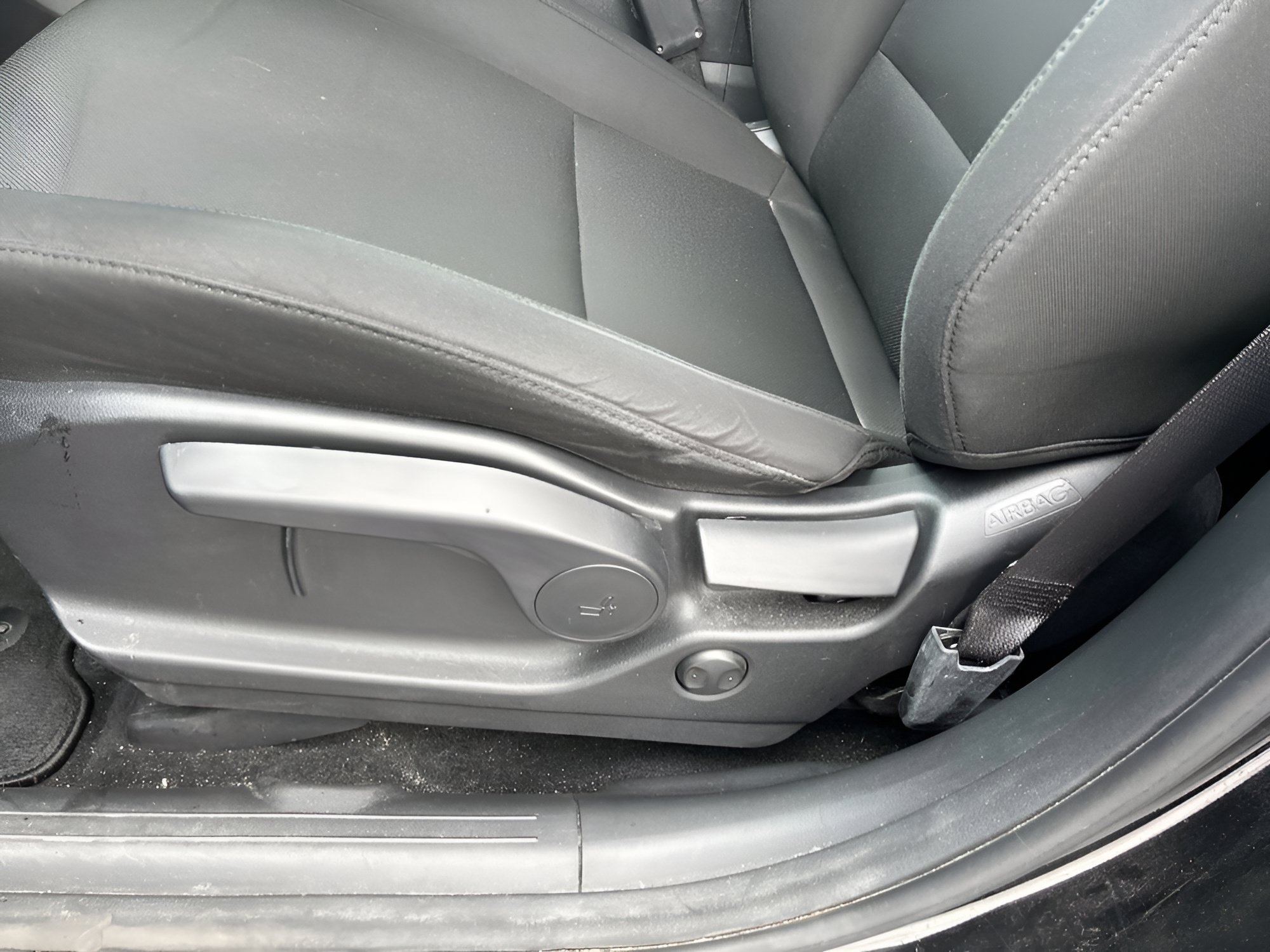 Used 2024 Hyundai Santa Fe SE AWD/4WD image 20