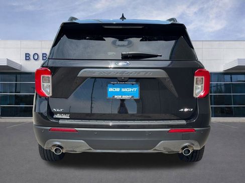 Used 2024 Ford Explorer XLT w/ Equipment Group 202A AWD/4WD image 37