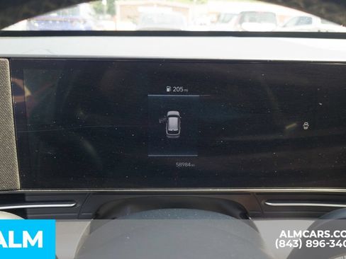 Used 2025 Hyundai Kona SEL AWD/4WD image 14