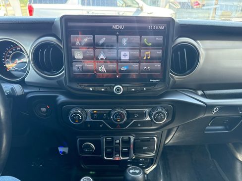 Used 2020 Jeep Wrangler Unlimited Sport S AWD/4WD image 20