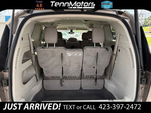 Used 2017 Chrysler Pacifica Touring FWD image 14