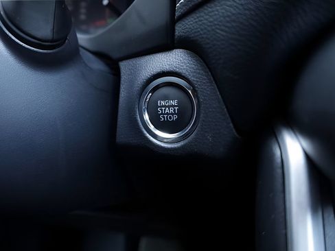 Certified 2025 Toyota RAV4 XLE AWD/4WD image 33