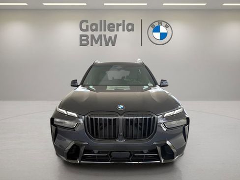 Certified 2026 BMW X7 xDrive40i w/ M Sport Package image 3