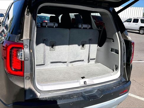Used 2020 GMC Acadia SLT FWD image 4