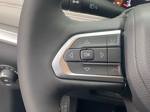 New 2026 Jeep Compass Limited image 17