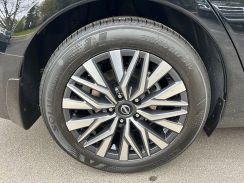 New 2026 Nissan Altima 2.5 SV FWD image 12