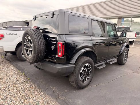 Used 2023 Ford Bronco Outer Banks AWD/4WD image 3