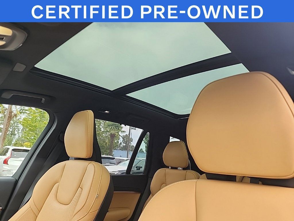 Used 2025 Volvo XC90 B5 Ultra w/ Protection Package Premier AWD/4WD image 13