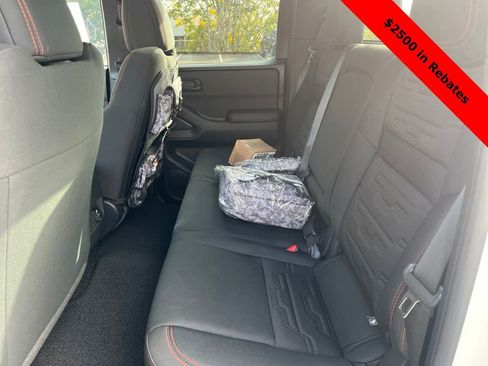 New 2026 Nissan Frontier PRO-4X w/ Pro-4x Convenience Package image 17