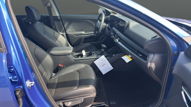 New 2026 Kia K4 EX FWD image 24