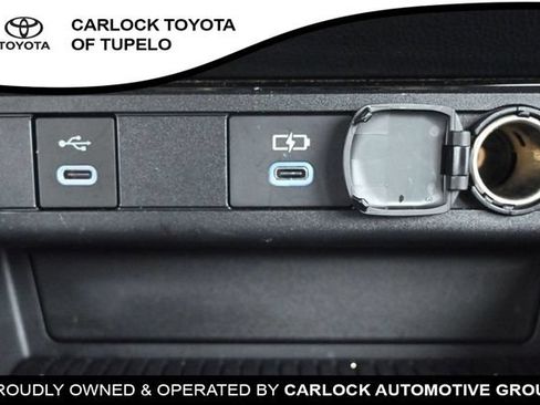 Used 2026 Toyota Prius LE FWD image 33