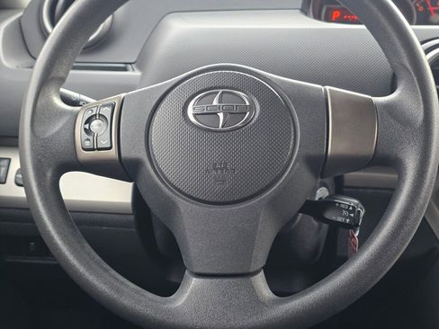 Used 2015 Scion xB image 16