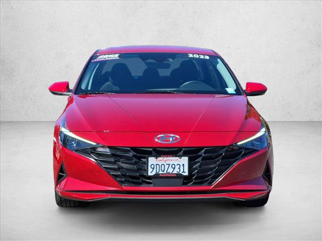 Used 2023 Hyundai Elantra SEL w/ Convenience Package FWD image 2