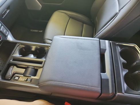 New 2025 Ford F150 Lariat w/ Equipment Group 502A High image 36