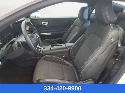 Used 2024 Ford Mustang Coupe image 12
