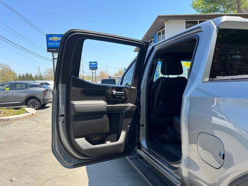 Certified 2020 GMC Sierra 1500 AT4 w/ Off-Road Performance Package AWD/4WD image 31