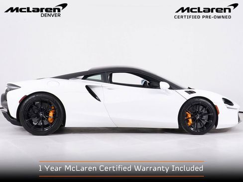 Used 2023 McLaren Artura RWD image 9