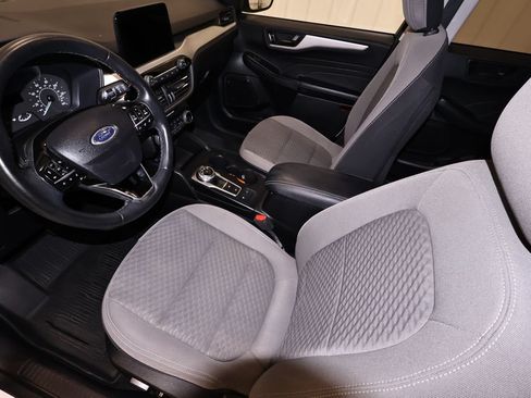 Certified 2022 Ford Escape SE w/ SE Sport Appearance Package AWD/4WD image 33