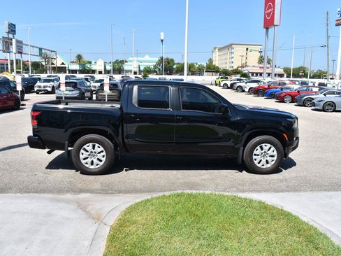 Used 2024 Nissan Frontier SV w/ SV Convenience Package RWD image 17